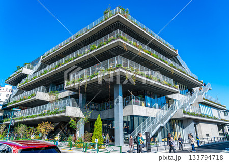 【東京都】爽やかな青空が広がる駒沢パーククォーター 133794718