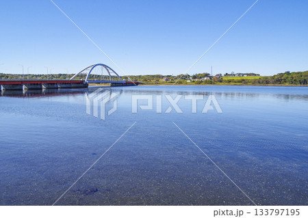 温根沼に掛かる温根沼大橋 133797195