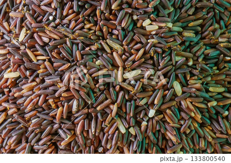 Raw riceberry rice texture Raw riceberry rice texture 133800540