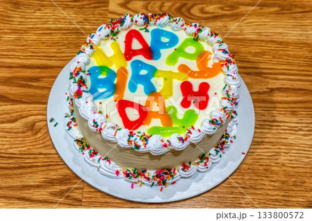 Happy birthday cake 133800572