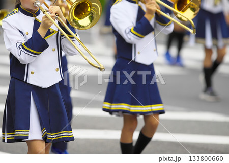 マーチングバンド パレード 楽器 マーチングバンド パレード 楽器 133800660