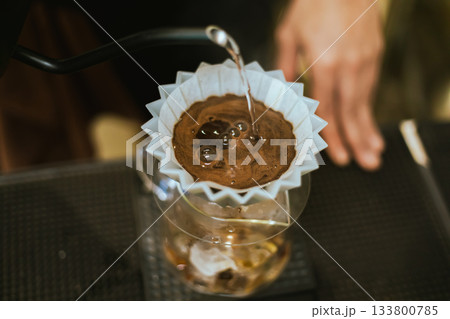 Hand drip coffee 133800785