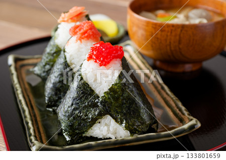 おにぎり おにぎり 133801659