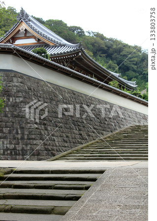 鎌倉 円覚寺の石段 鎌倉 円覚寺の石段 133803758