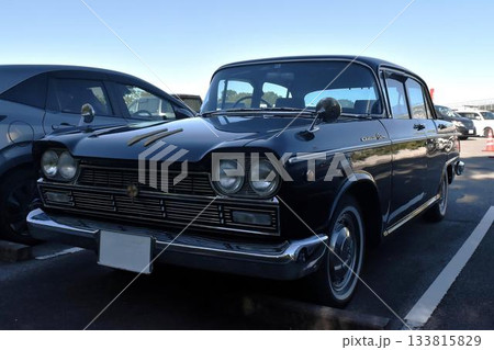 黒い車 (日産・セドリック 初代） 133815829
