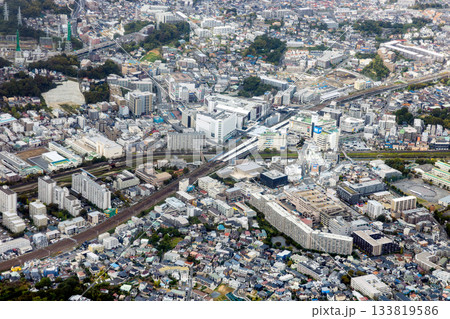 横浜市の戸塚駅付近を空撮 横浜市の戸塚駅付近を空撮 133819586