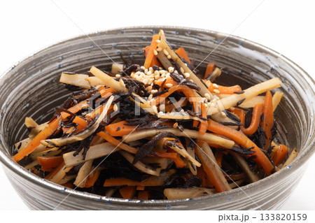 ひじき煮（ごぼう　にんじん　ひじき） 133820159