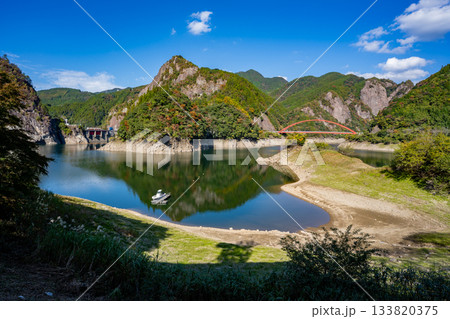 日向神ダムとハート岩の風景（八女市） 133820375