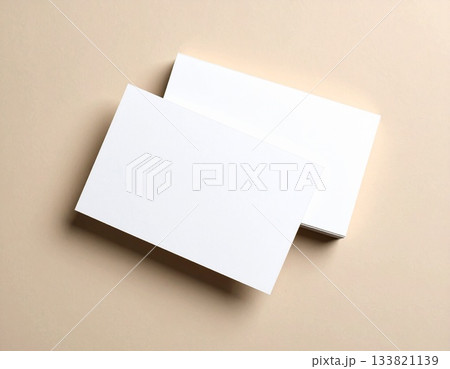 白い無地の名刺のモックアップサンプル　ビジネス　ベージュ背景 133821139