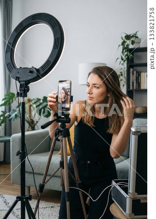 Vlogger's Life Tips Vlogger's Life Tips 133821758