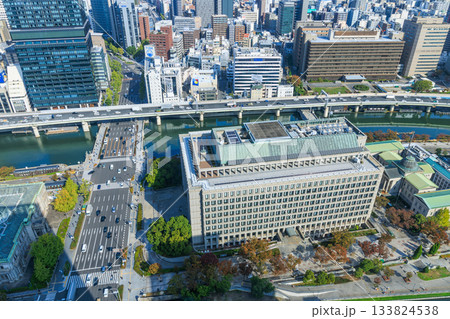 大阪の御堂筋と中之島の風景 (大阪府大阪市北区) 大阪の御堂筋と中之島の風景 (大阪府大阪市北区) 133824538