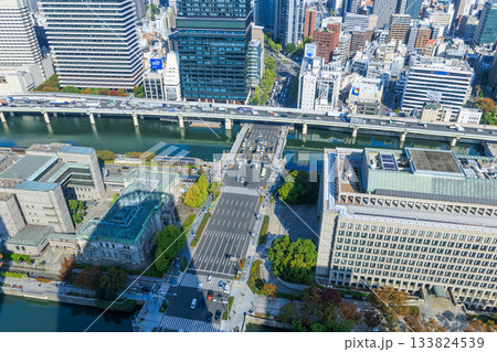大阪の御堂筋と中之島の風景 (大阪府大阪市北区) 大阪の御堂筋と中之島の風景 (大阪府大阪市北区) 133824539