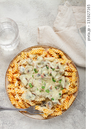 fusilli pasta, with champignons, in creamy garlic sauce, with herbs and spices, sauce, no people, 133827165
