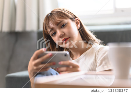 かわいい女子ポートレート 133830377