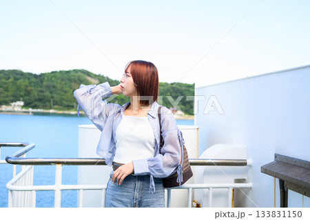 船上の女性 133831150