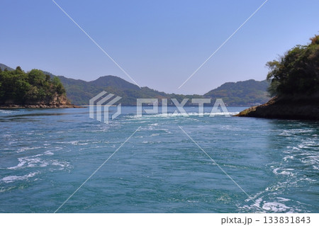 能島横 船折瀬戸の潮流(芸予諸島) 能島横 船折瀬戸の潮流(芸予諸島) 133831843