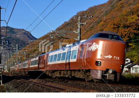 伯備線を走る273系特急やくも4号 133833772