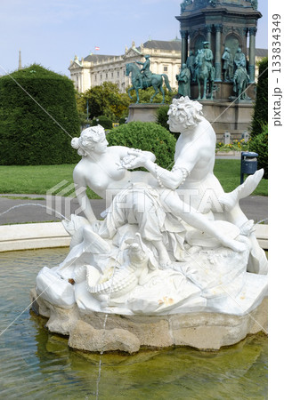Triton and Naiads Fountain in front of Kunsthistorisches Museum 133834349