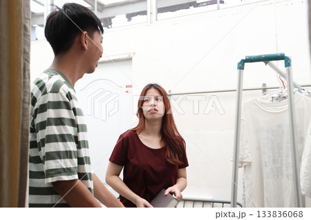 Laundry with Friends, Laundry with Friends, 133836068