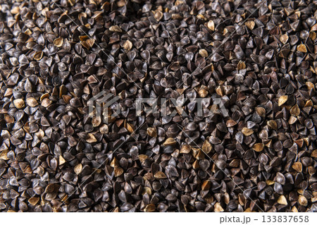 蕎麦の実 133837658