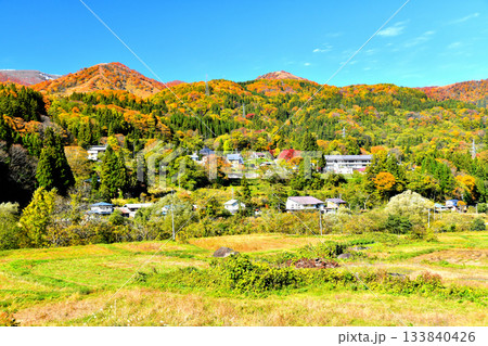 小谷中学校周辺の風景(長野県小谷村)【2025.11】 133840426