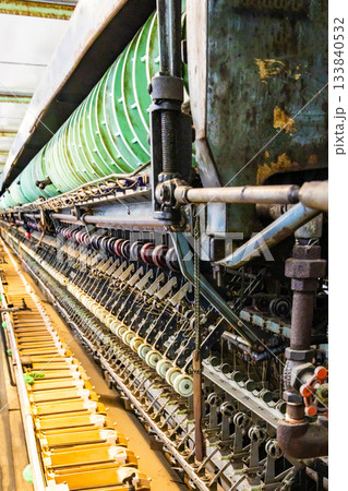 富岡製糸場工場内部 133840532