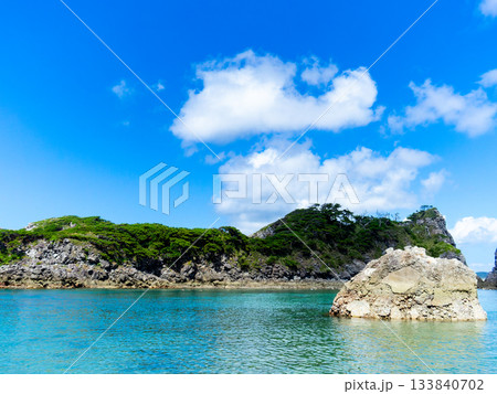 式根島の美しい海 泊海水浴場 式根島の美しい海 泊海水浴場 133840702