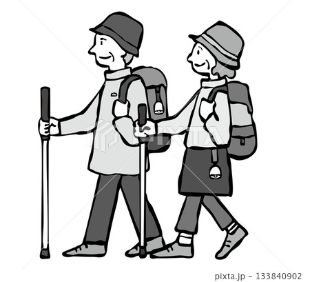 熊よけの鈴をつけてハイキングをする男女（シニア） 133840902