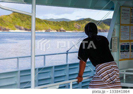 クイーンざまみ3に乗って座間味港から那覇泊港へ向かう座間味島座間味港 沖縄県島尻郡慶良間諸島2025 クイーンざまみ3に乗って座間味港から那覇泊港へ向かう座間味島座間味港 沖縄県島尻郡慶良間諸島2025 133841864