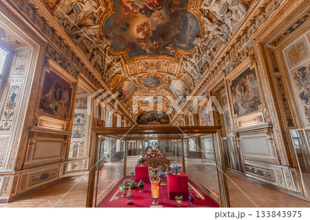 Gallery of Apollon,Le Louvre museum, Paris, France 133843975