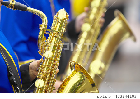 マーチングバンド パレード 楽器 マーチングバンド パレード 楽器 133844103