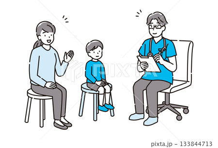 小児科での診察風景 133844713