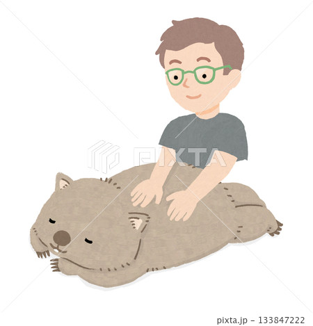 男性マッサージ師からマッサージを受けているウォンバット 133847222