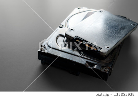 高速SSDと大容量HDD 133853939