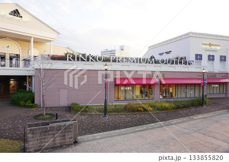 りんくうアウトレットモールの街並み りんくうアウトレットモールの街並み 133855820