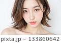 綺麗な女性のビューティーイメージ 133860642