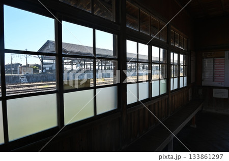 美濃赤坂駅（東海道本線支線）の駅構内 133861297