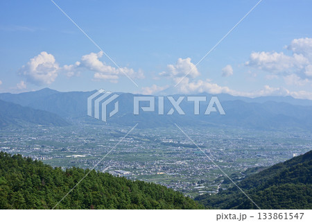甲府盆地を眺める 133861547