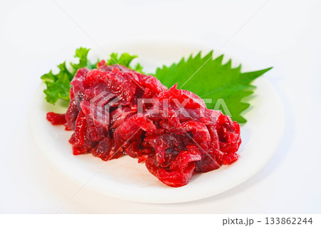 鯨肉のお刺身 133862244