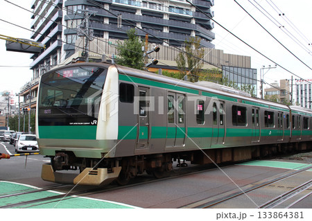 JR埼京線十条道踏切（十条駅南口側） 133864381