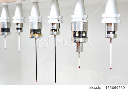 Sensors with optical signal transmission for measuring parts 133869660