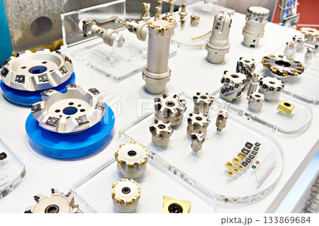 Mills and cutters for milling machines 133869684