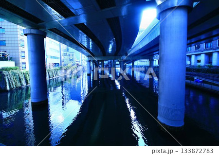 空を取り戻す未来が決まった… 『日本橋』から眺める【日本橋川】 空を取り戻す未来が決まった… 『日本橋』から眺める【日本橋川】 133872783