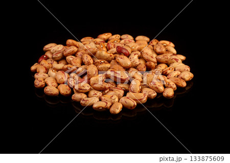 fresh organic natural beans on black background fresh organic natural beans on black background 133875609