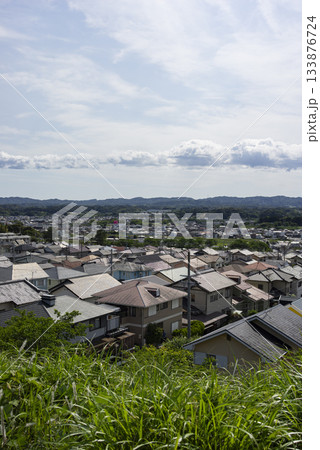 初夏の静岡県菊川市の街並み 133876724
