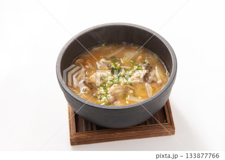 牡蠣スープ(コチュジャン 味噌味) 牡蠣スープ(コチュジャン 味噌味) 133877766
