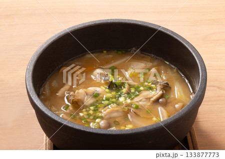 牡蠣スープ(コチュジャン 味噌味) 牡蠣スープ(コチュジャン 味噌味) 133877773
