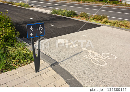自転車道路 133880135