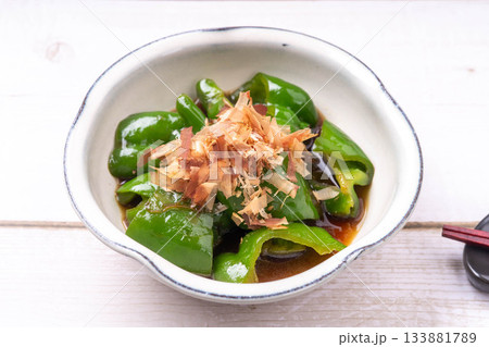 ピーマンの麺つゆ漬け ピーマンの麺つゆ漬け 133881789