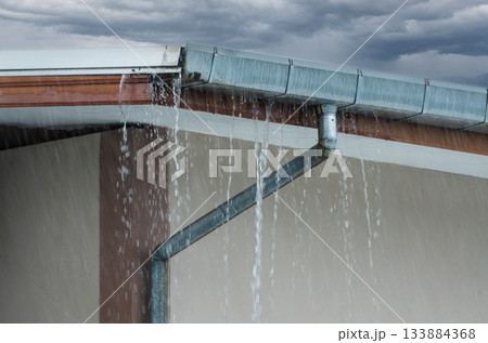 Rain bombs referring to intense rainfall over a short period cause flooding emergency. 133884368